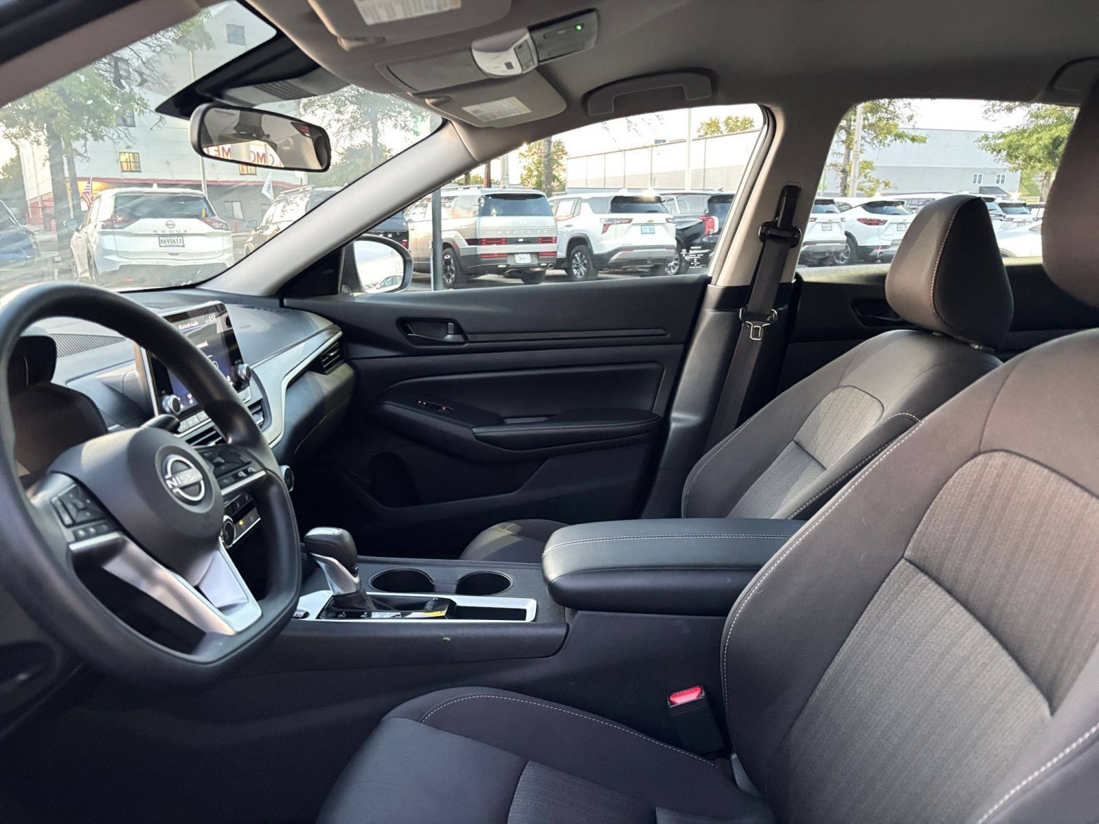 Used 2026 Nissan Altima 2.5 SV FWD image 22