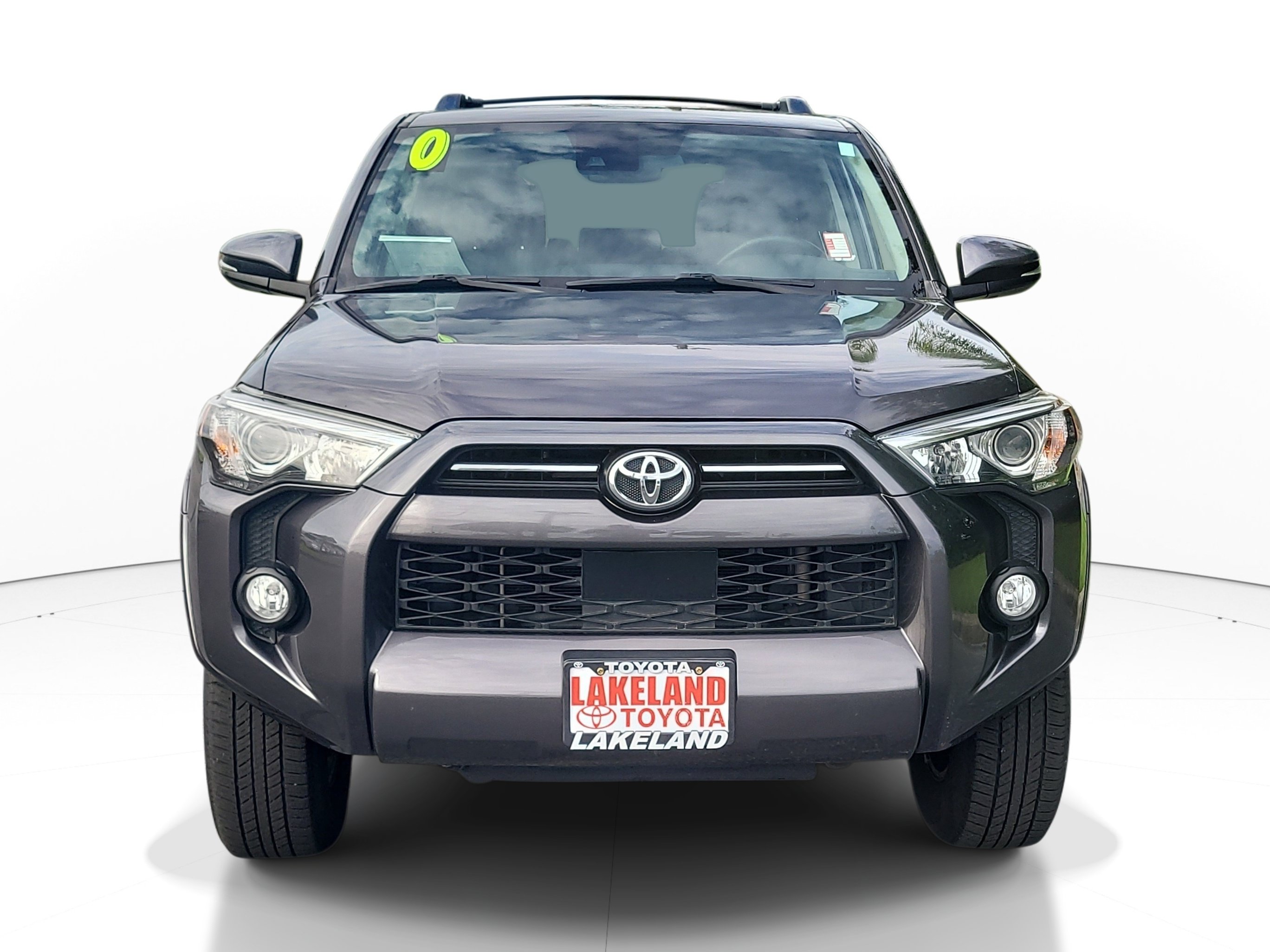 Used 2020 Toyota 4Runner SR5 Premium w/ Moonroof Package AWD/4WD image 2