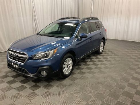 Used 2019 Subaru Outback 2.5i Premium w/ Popular Package #2 image 3
