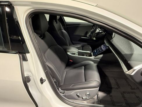 Used 2024 Lucid Air Touring AWD/4WD image 47