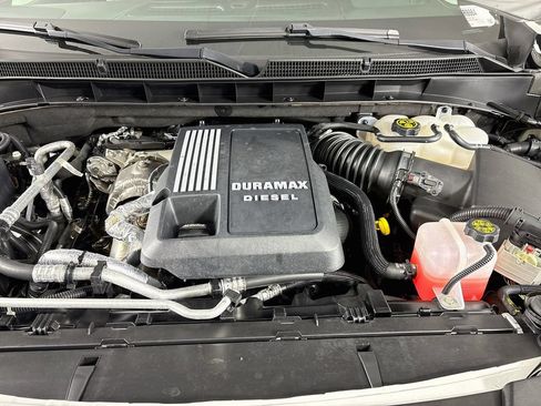 Certified 2024 GMC Yukon Denali Ultimate AWD/4WD image 38