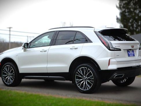 Used 2024 Cadillac XT4 Sport image 7