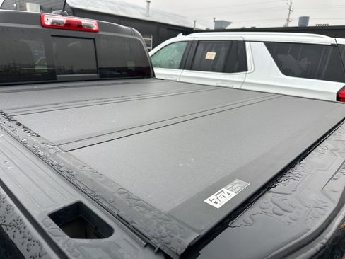 Used 2023 GMC Canyon Denali w/ Denali Black Edition image 13