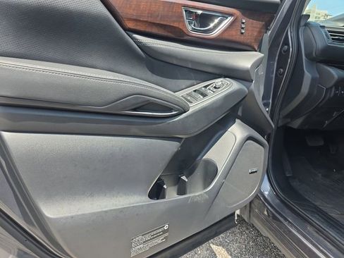 Used 2023 Subaru Ascent Touring AWD/4WD image 16