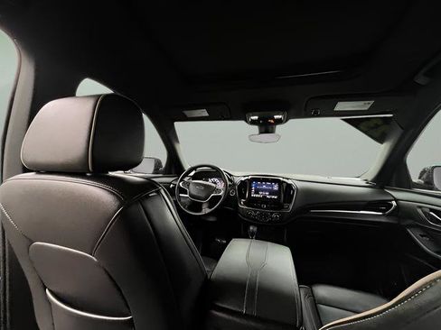 Used 2023 Chevrolet Traverse Premier w/ Redline Edition image 36