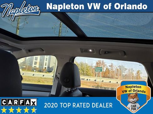 Used 2023 Volkswagen Taos SE w/ Panoramic Sunroof Package image 20