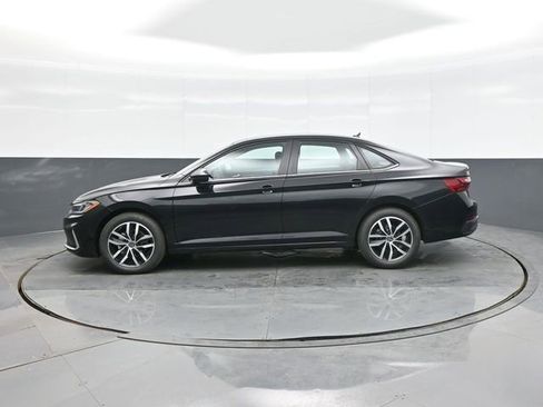 New 2026 Volkswagen Jetta SE FWD image 4