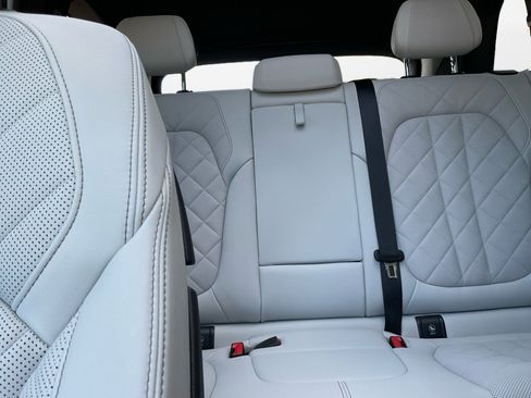 Certified 2025 BMW X5 sDrive40i RWD image 12