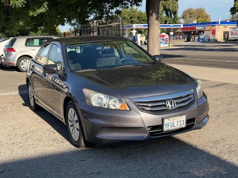Used 2011 Honda Accord LX image 5