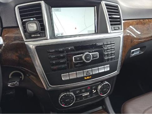 Used 2014 Mercedes-Benz ML 350 4MATIC image 5