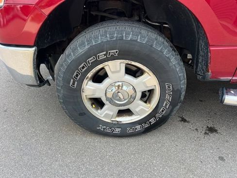 Used 2013 Ford F150 XLT w/ Mid Equipment Group AWD/4WD image 9