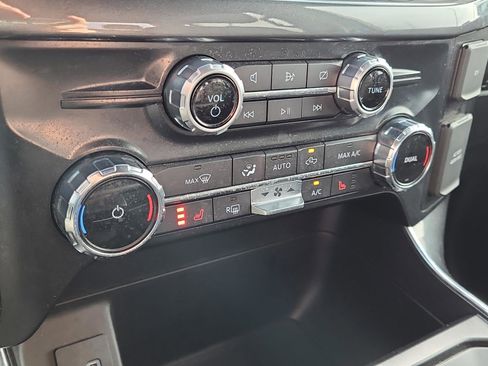 Used 2022 Ford F150 XLT w/ Equipment Group 302A High image 20