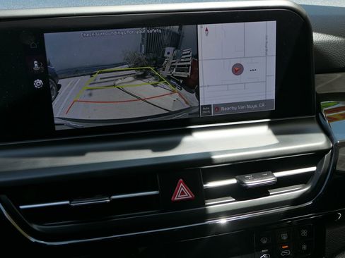 Certified 2025 Kia Seltos X-Line AWD/4WD image 19