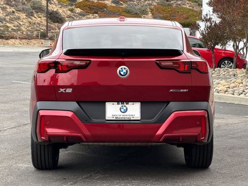 Used 2024 BMW X2 xDrive28i image 8