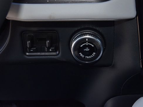 New 2026 Lincoln Navigator L Black Label image 34