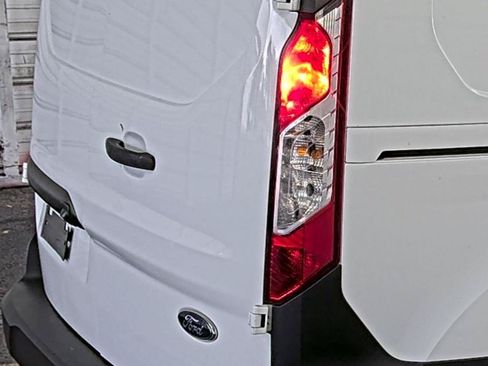 Used 2019 Ford Transit Connect XL FWD image 8