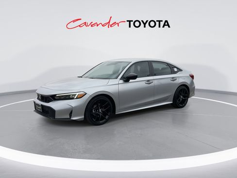 Used 2025 Honda Civic Sport image 4