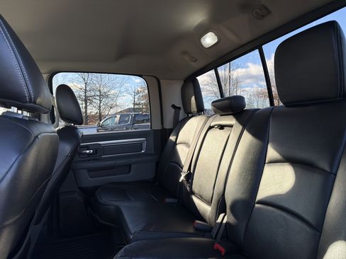 Used 2018 RAM 1500 Big Horn image 30