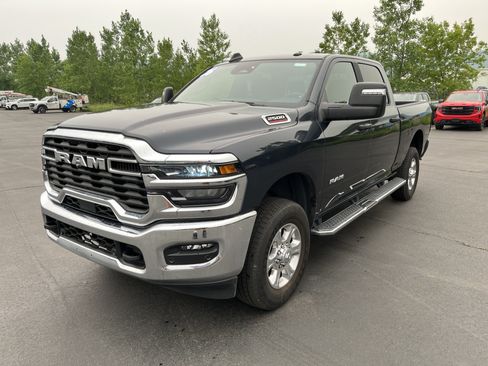 Used 2026 RAM 2500 Big Horn AWD/4WD image 1