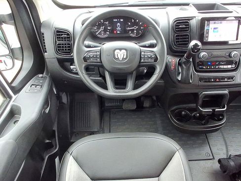 Used 2026 RAM ProMaster 2500 w/ Convenience Group FWD image 27