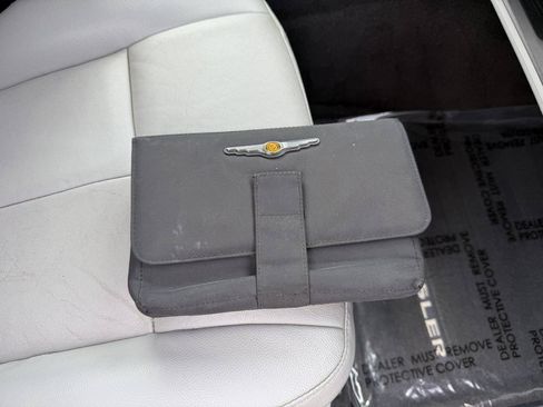 Used 2007 Chrysler 300 Touring L RWD image 20