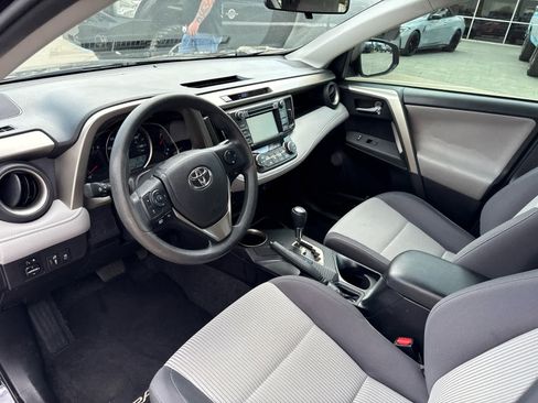 Used 2015 Toyota RAV4 XLE image 5