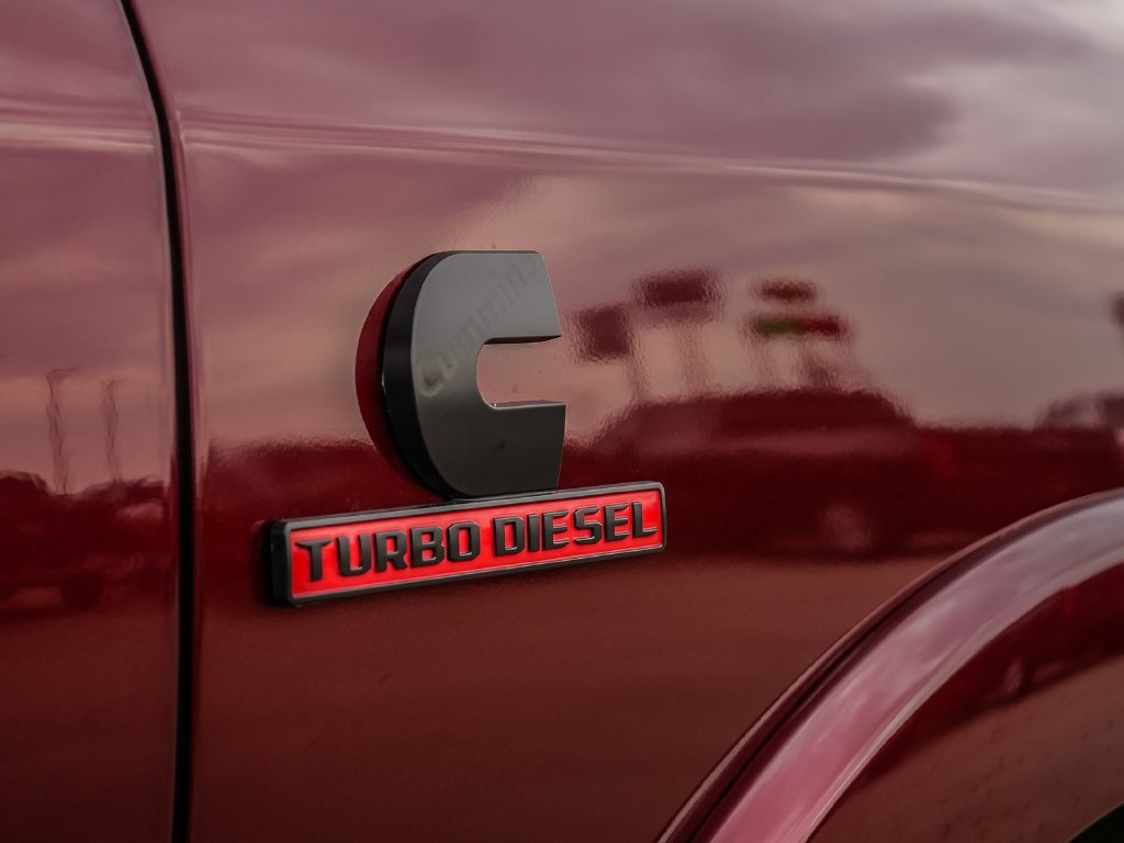 Used 2022 RAM 2500 Laramie w/ Night Edition AWD/4WD image 10