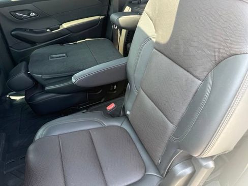 Used 2023 Chevrolet Traverse High Country w/ LPO, Floor Liner Package FWD image 20