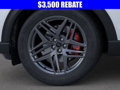 New 2026 Ford Explorer ST-Line w/ ST-Line Street Pack image 19
