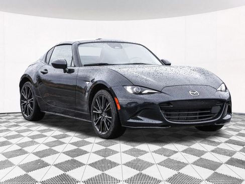 Used 2024 MAZDA MX-5 Miata RF Grand Touring RWD image 10