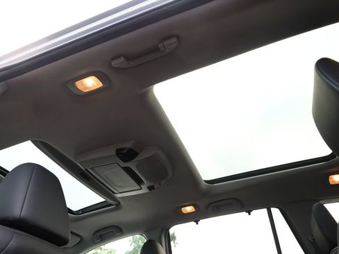 Used 2022 Honda Pilot Elite image 26