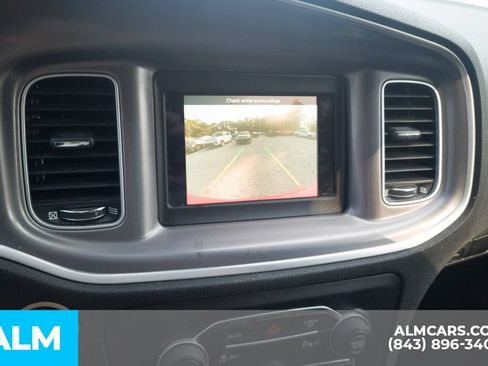 Used 2022 Dodge Charger SXT RWD image 8
