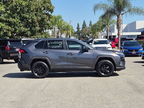 Used 2024 Toyota RAV4 LE FWD image 4