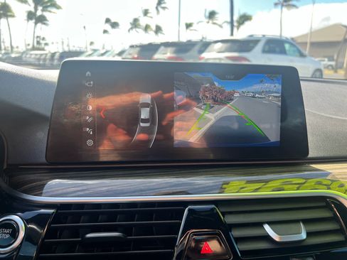 Used 2018 BMW 530e xDrive image 15