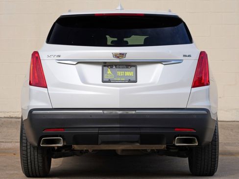 Used 2017 Cadillac XT5 FWD image 10