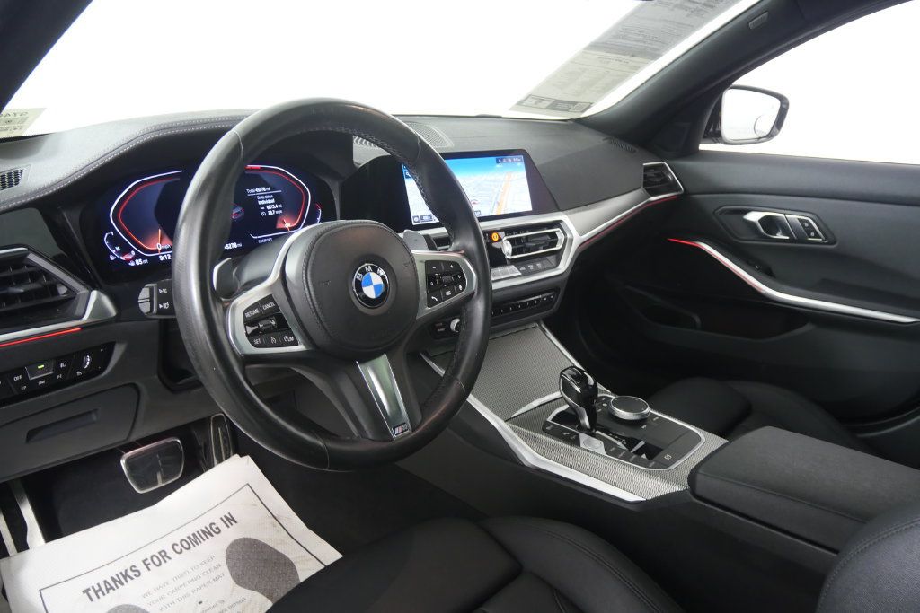 Used 2021 BMW 330i Sedan w/ M Sport Package RWD image 13