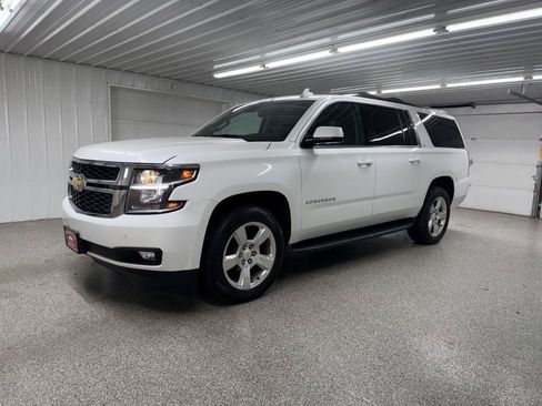 Used 2016 Chevrolet Suburban LT AWD/4WD image 3