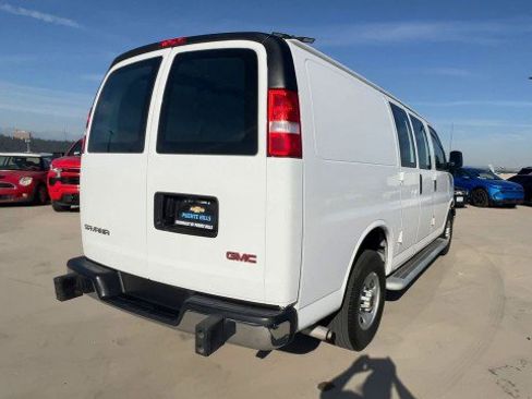 Used 2024 GMC Savana 2500 w/ Driver Convenience Package image 8