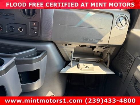 Used 2016 Ford E-350 and Econoline 350 Super Duty RWD image 14