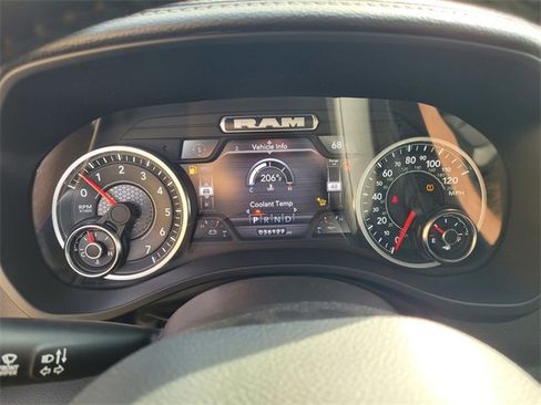 Used 2024 RAM 1500 Laramie image 22