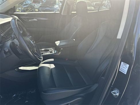 Used 2023 Buick Envision Essence image 13