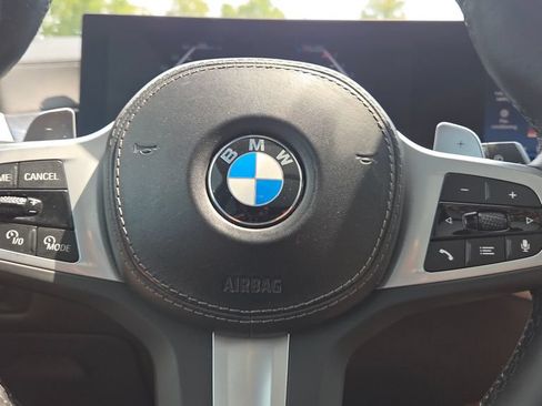 Used 2024 BMW X5 xDrive40i w/ M Sport Package AWD/4WD image 18