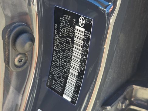 Certified 2025 Toyota Corolla LE FWD image 26