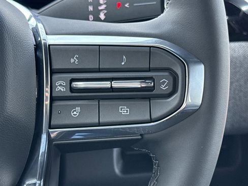 New 2026 GMC Sierra EV Elevation image 17