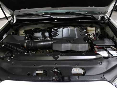 Used 2017 Toyota 4Runner TRD Pro image 46