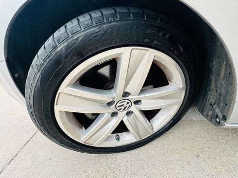 Used 2015 Volkswagen CC Sport FWD image 24