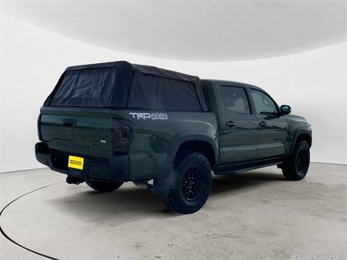Used 2021 Toyota Tacoma TRD Off-Road image 5
