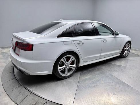 Used 2017 Audi S6 Premium Plus w/ S6 Sport Package AWD/4WD image 5