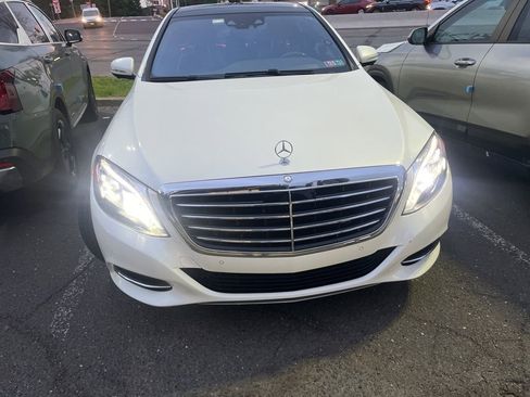 Used 2017 Mercedes-Benz S 550 4MATIC Sedan image 2