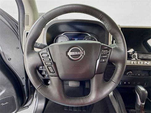 Certified 2025 Nissan Frontier SV w/ SV Convenience Package image 11